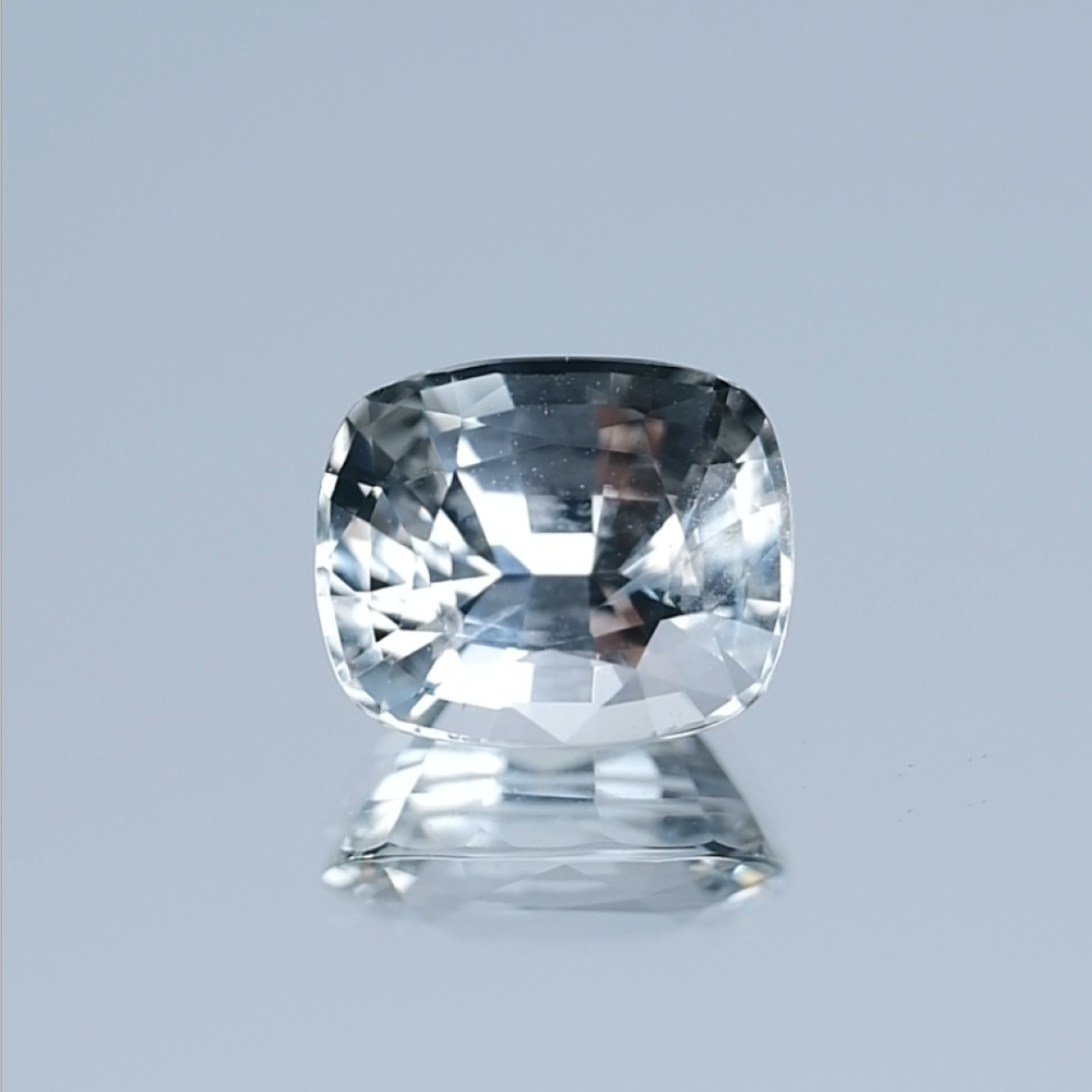 4.21 ct Unheated White Sapphire