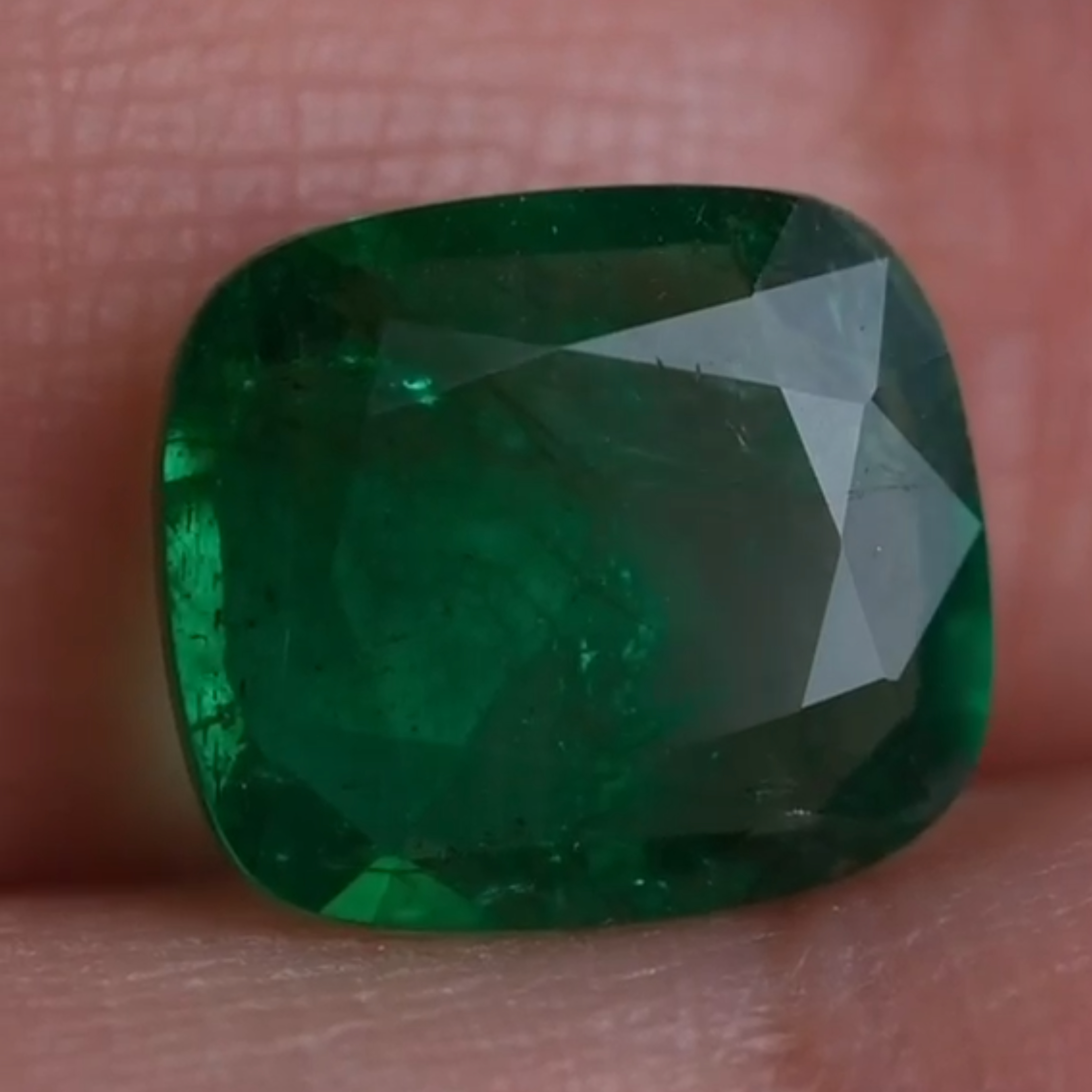 5.34 ct  Moderate Emerald