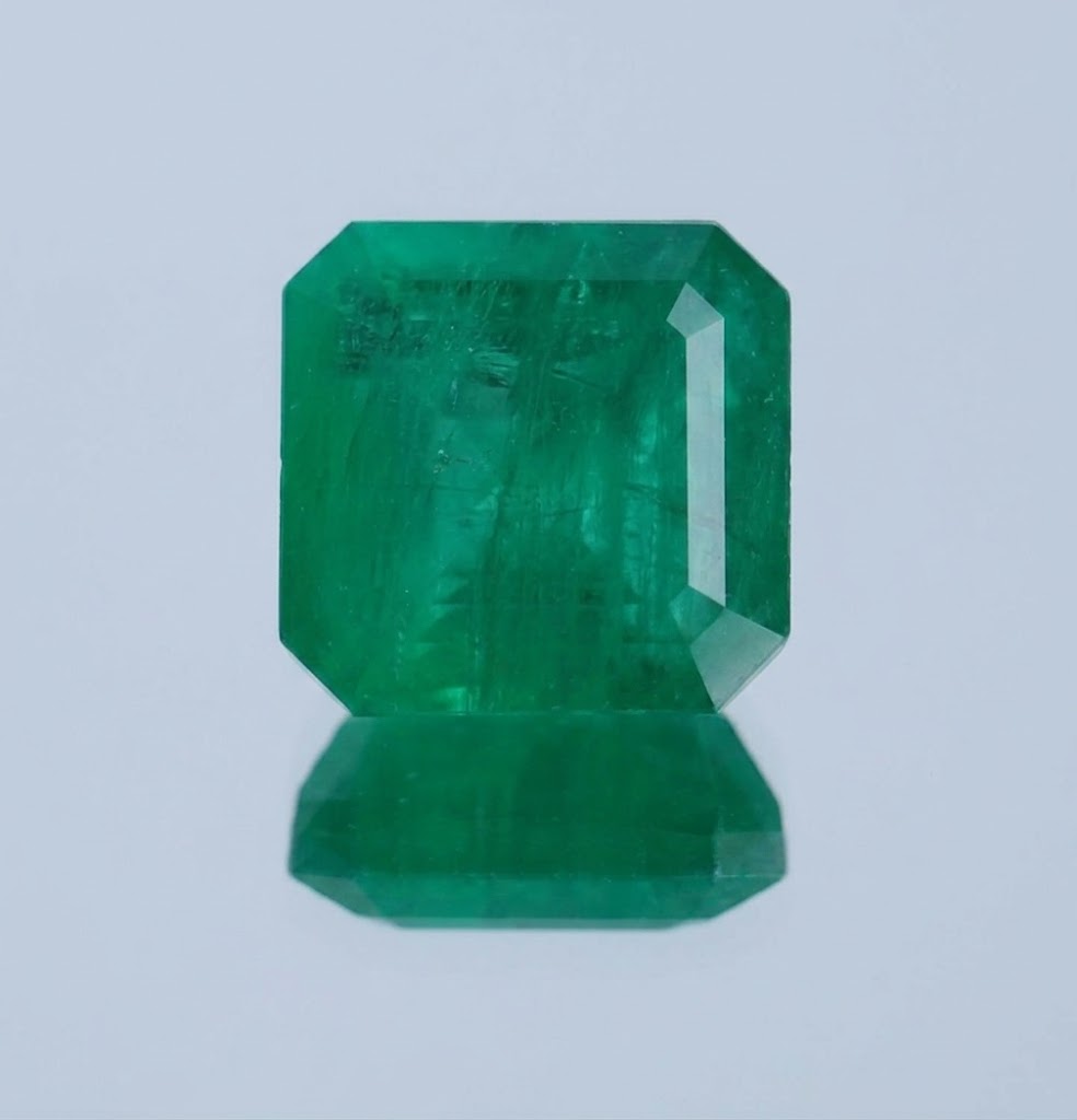 4.18 ct Zambia Minor Emerald