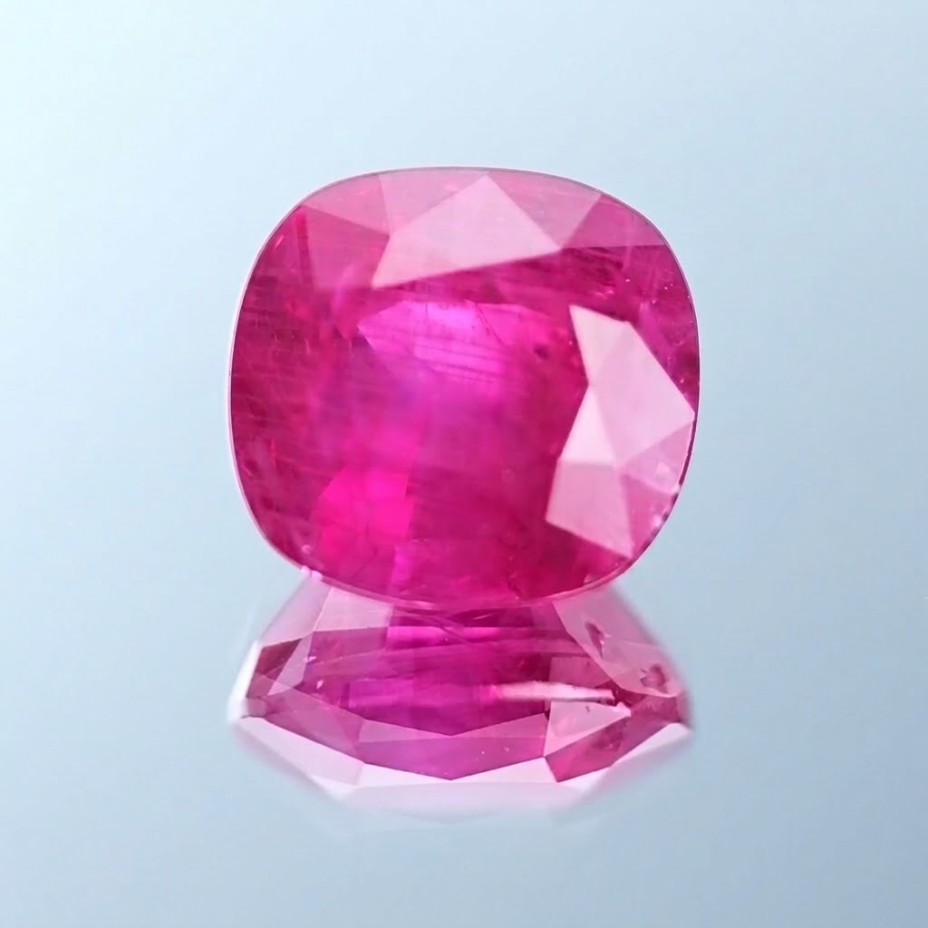 5.28 ct Burma (Mogok) Heated (a) Ruby